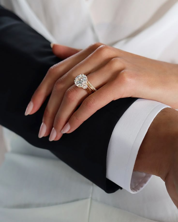 BRIDAL ENGAGEMENT RINGS