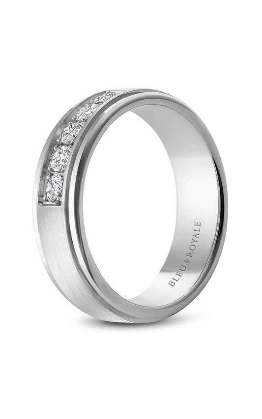 18K White Gold Gents Round Wedding Band