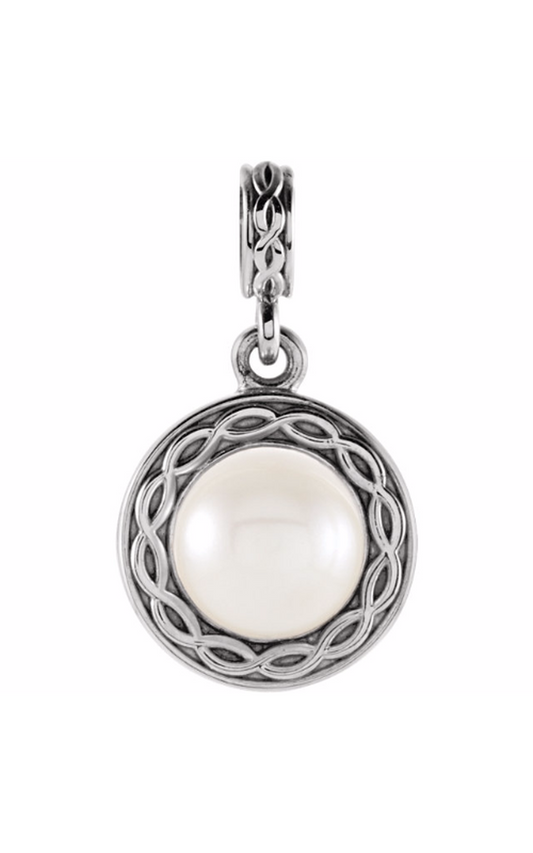 14K White Gold Pearl Necklace