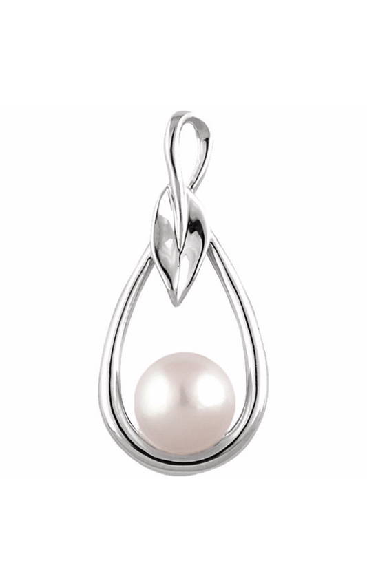 14K White Gold Pearl Necklace