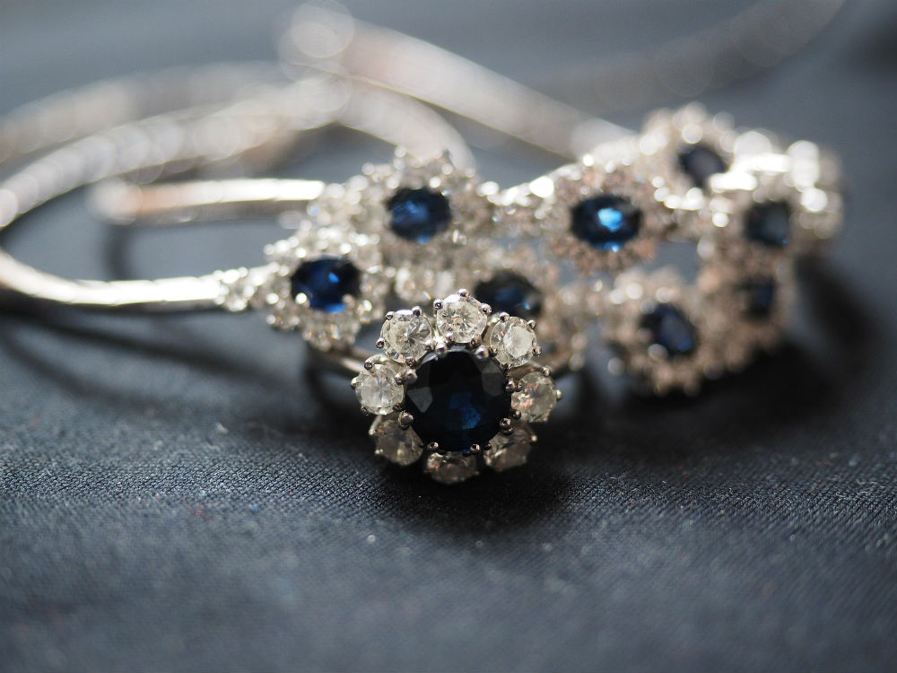 6 Stunning Sapphire Birthstone Jewelry Pieces for Your Special September Someone