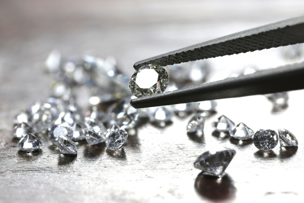 Save on Luxurious Jewelry Pieces and Loose Diamonds With MILANJ Diamonds Next Month